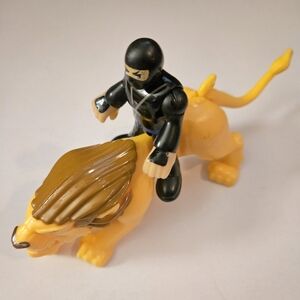 Imaginext Ninja and Lion Figures